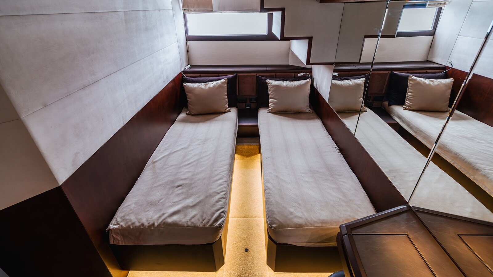 2020-galeon-yachts-68-3-adee73