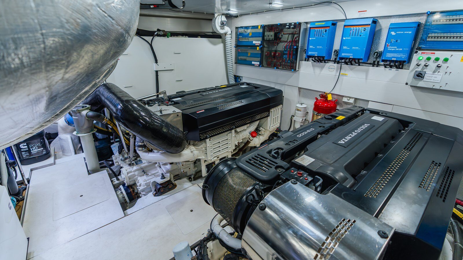 2020-galeon-yachts-68-3-adee73