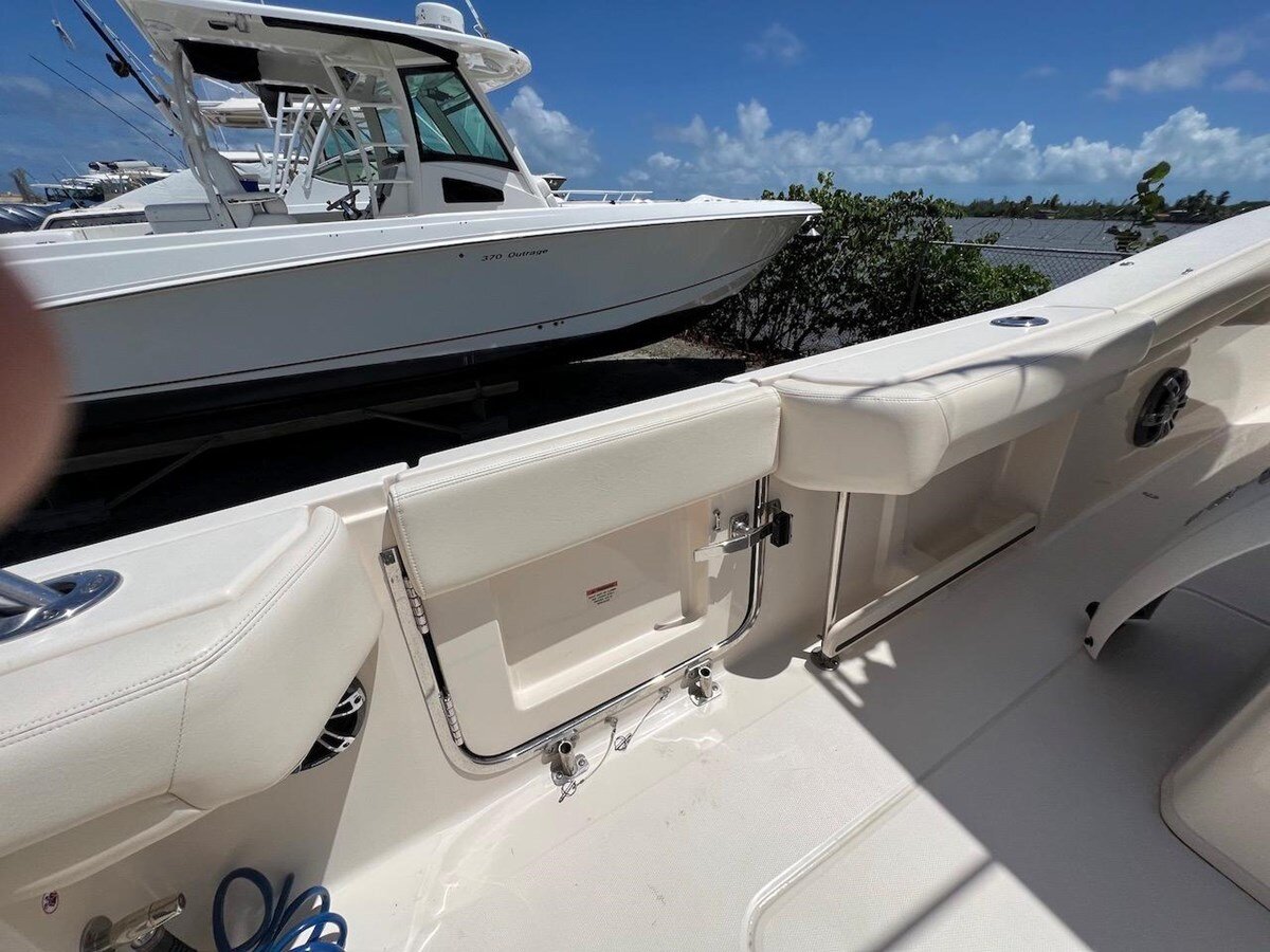 2020-grady-white-37-fc3b07