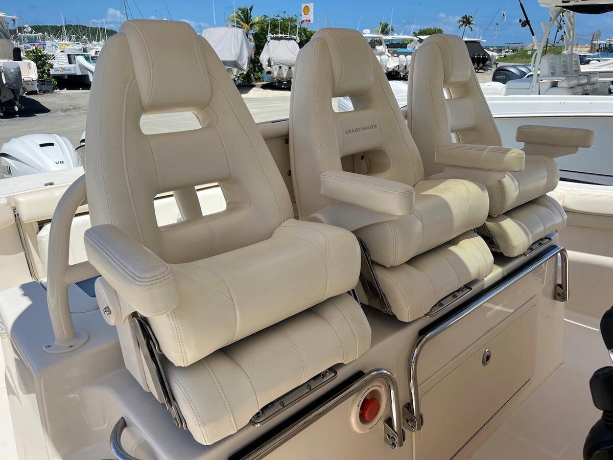 2020-grady-white-37-fa9ed0