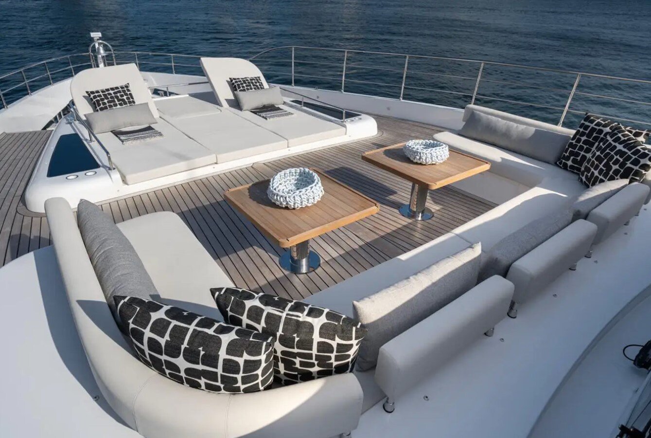 2020 GULF CRAFT INC 108' 1