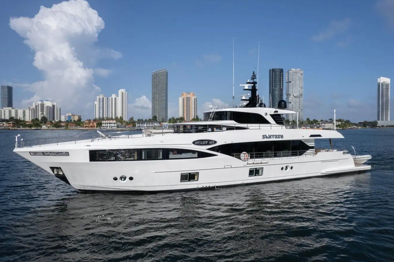 2020 GULF CRAFT INC 108' 1