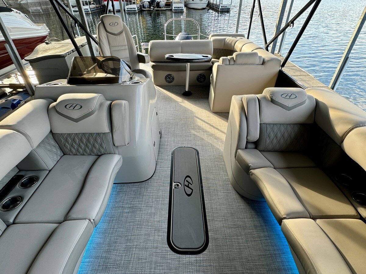 2020-harris-26-7bb7c1