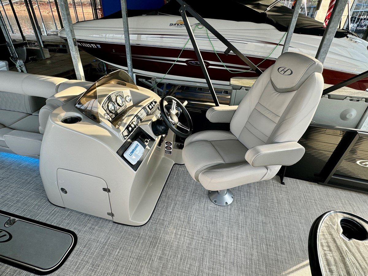 2020-harris-26-7bb7c1