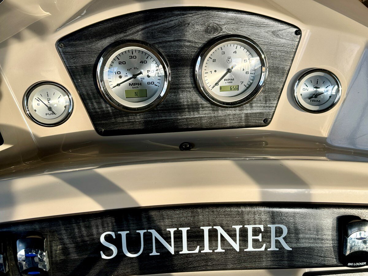 2020-harris-26-7bb7c1