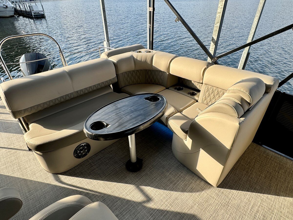 2020-harris-26-7bb7c1