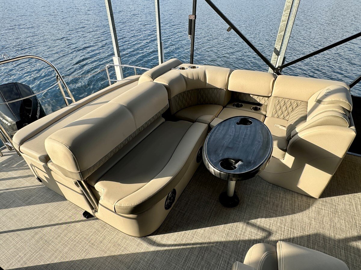 2020-harris-26-7bb7c1