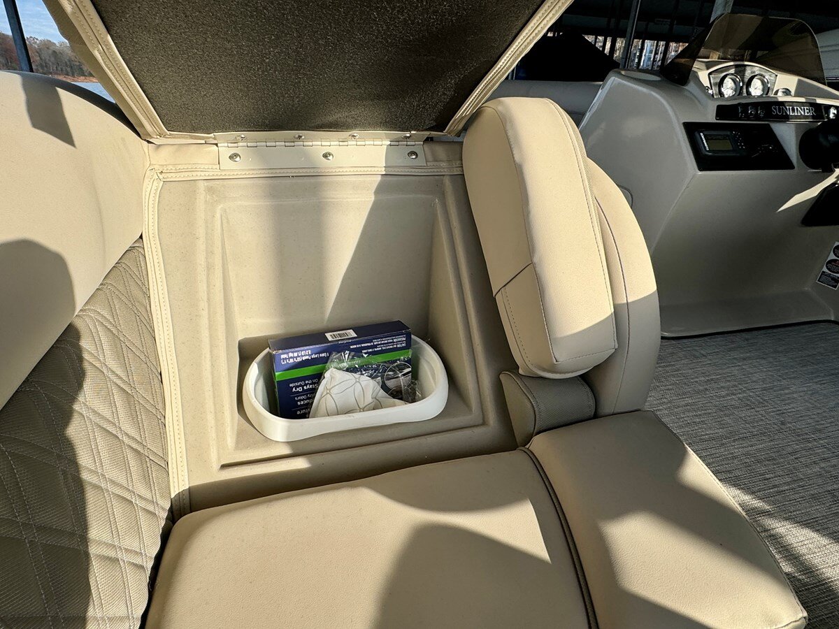 2020-harris-26-7bb7c1