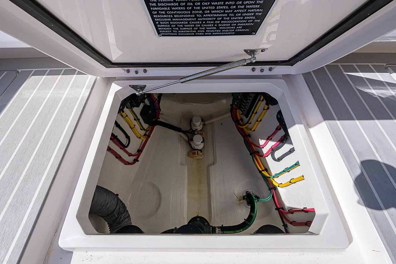 2020-intrepid-powerboats-inc-40-1-5f2837