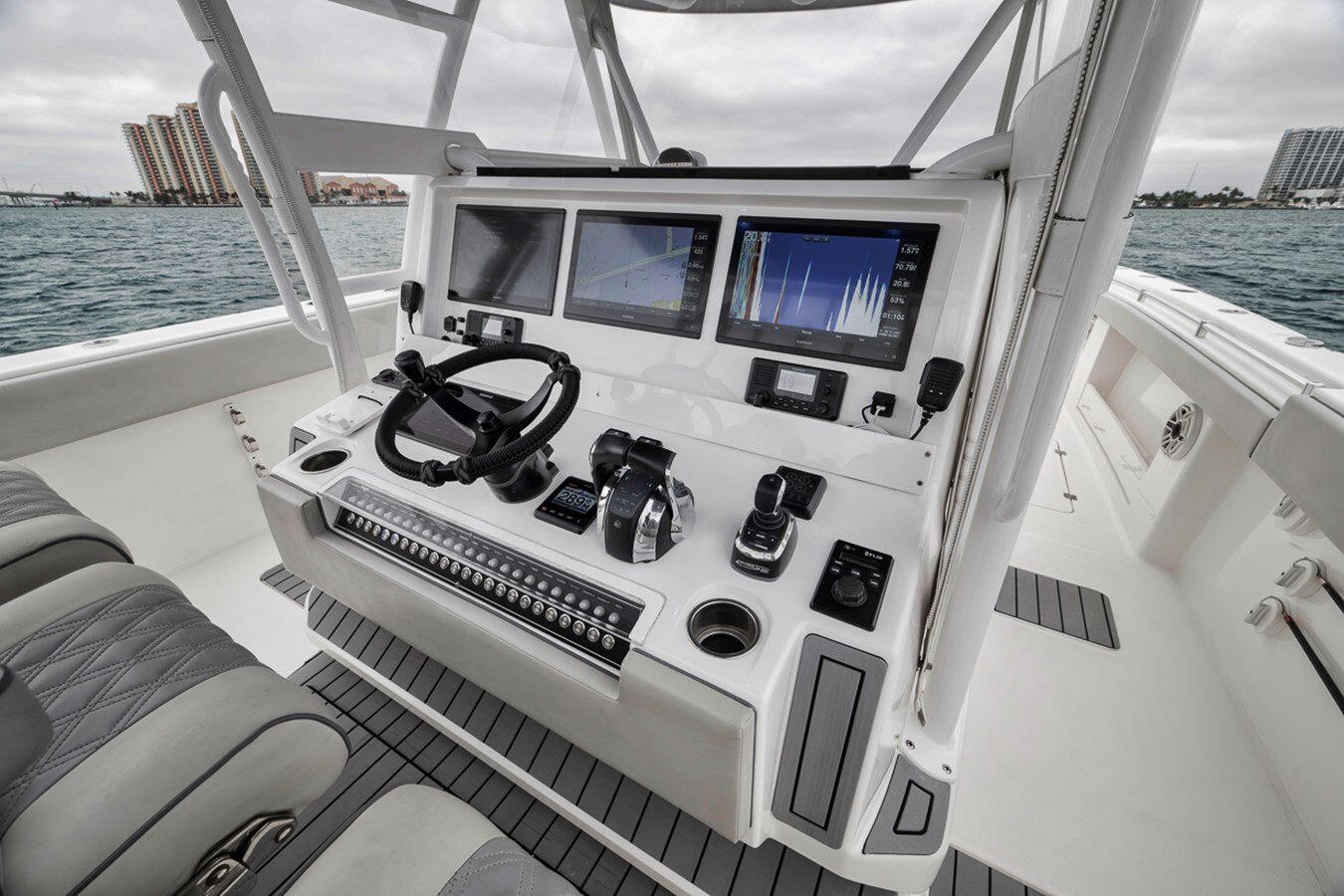 2020-invincible-40-2-16cc69