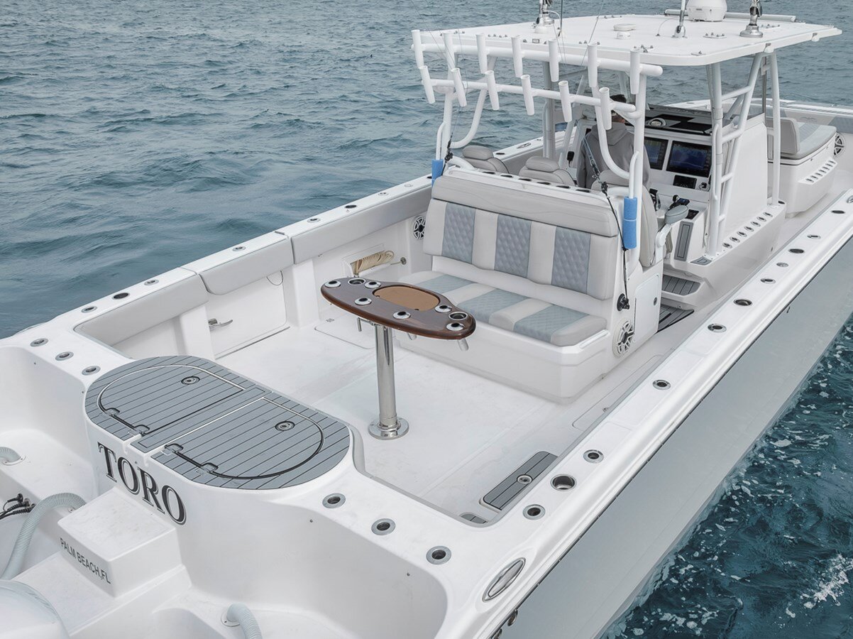 2020-invincible-40-2-16cc69