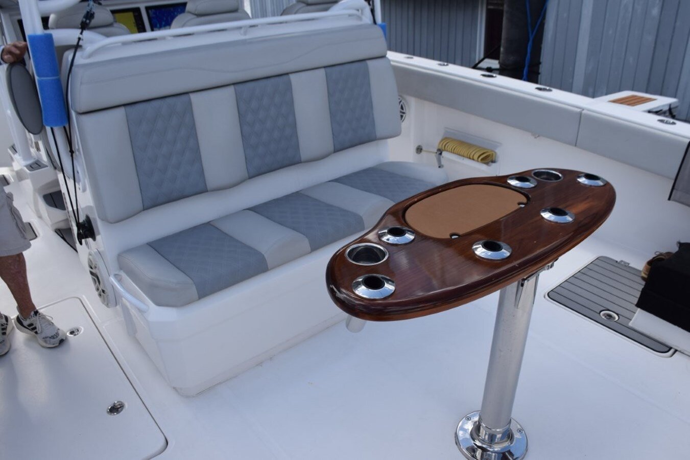 2020-invincible-40-2-16cc69