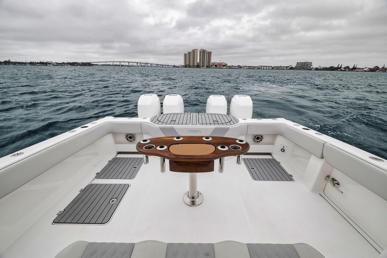 2020-invincible-40-2-16cc69