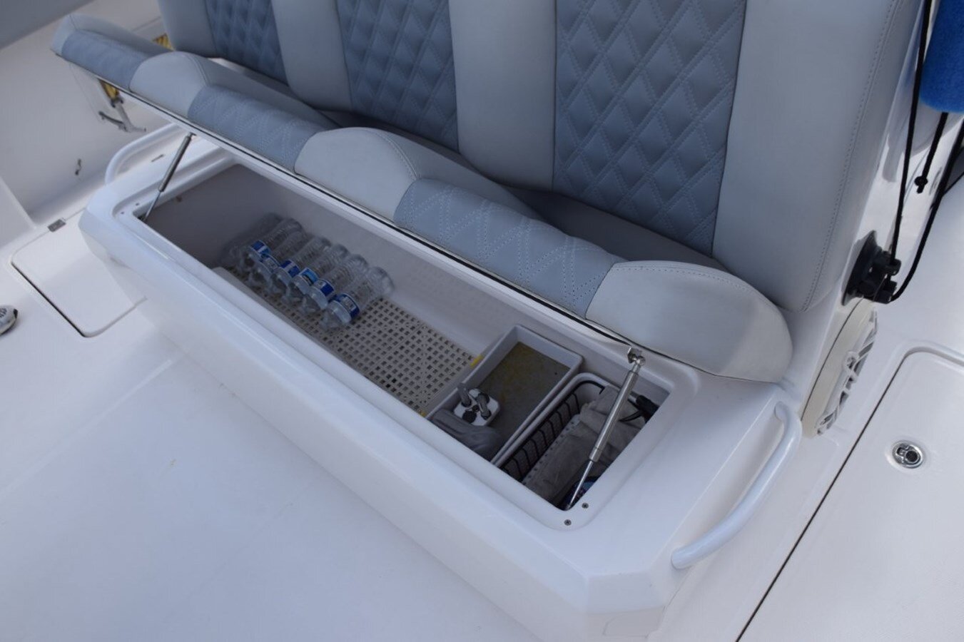 2020-invincible-40-2-16cc69