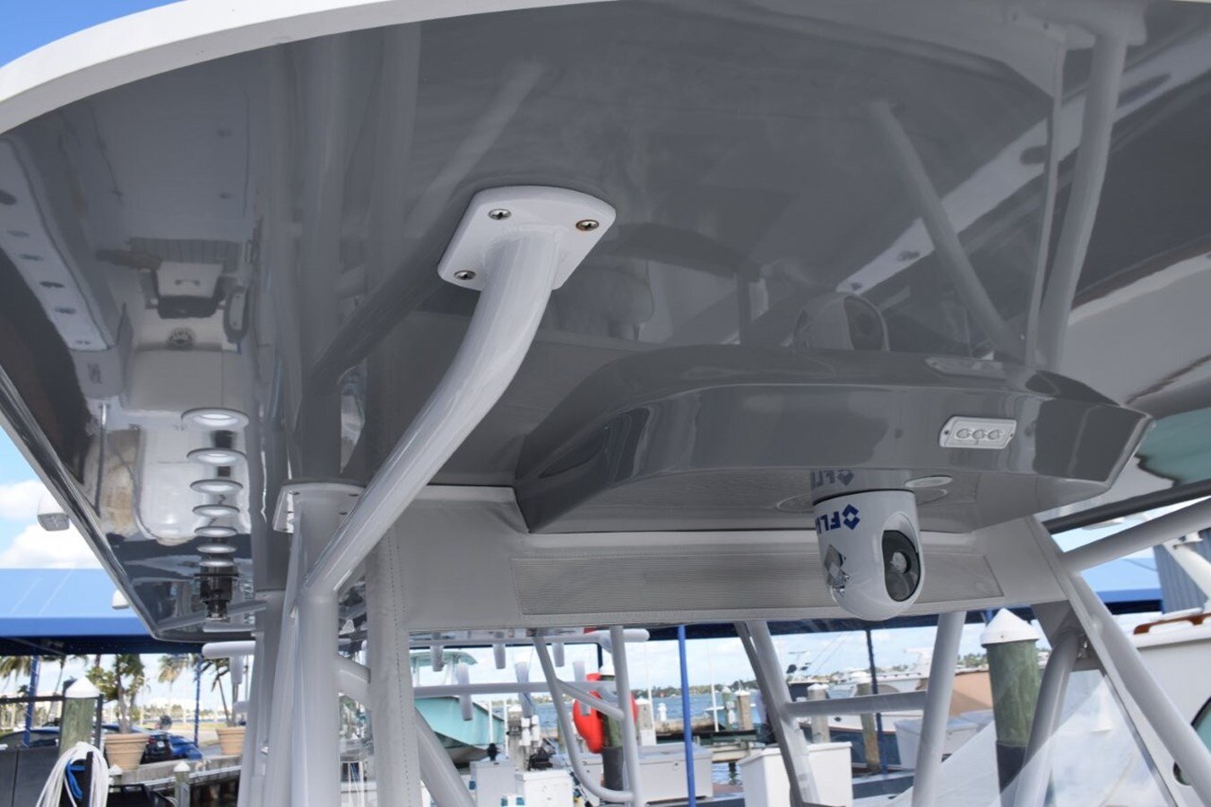 2020-invincible-40-2-16cc69