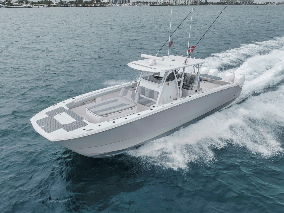 2020-invincible-40-2-16cc69