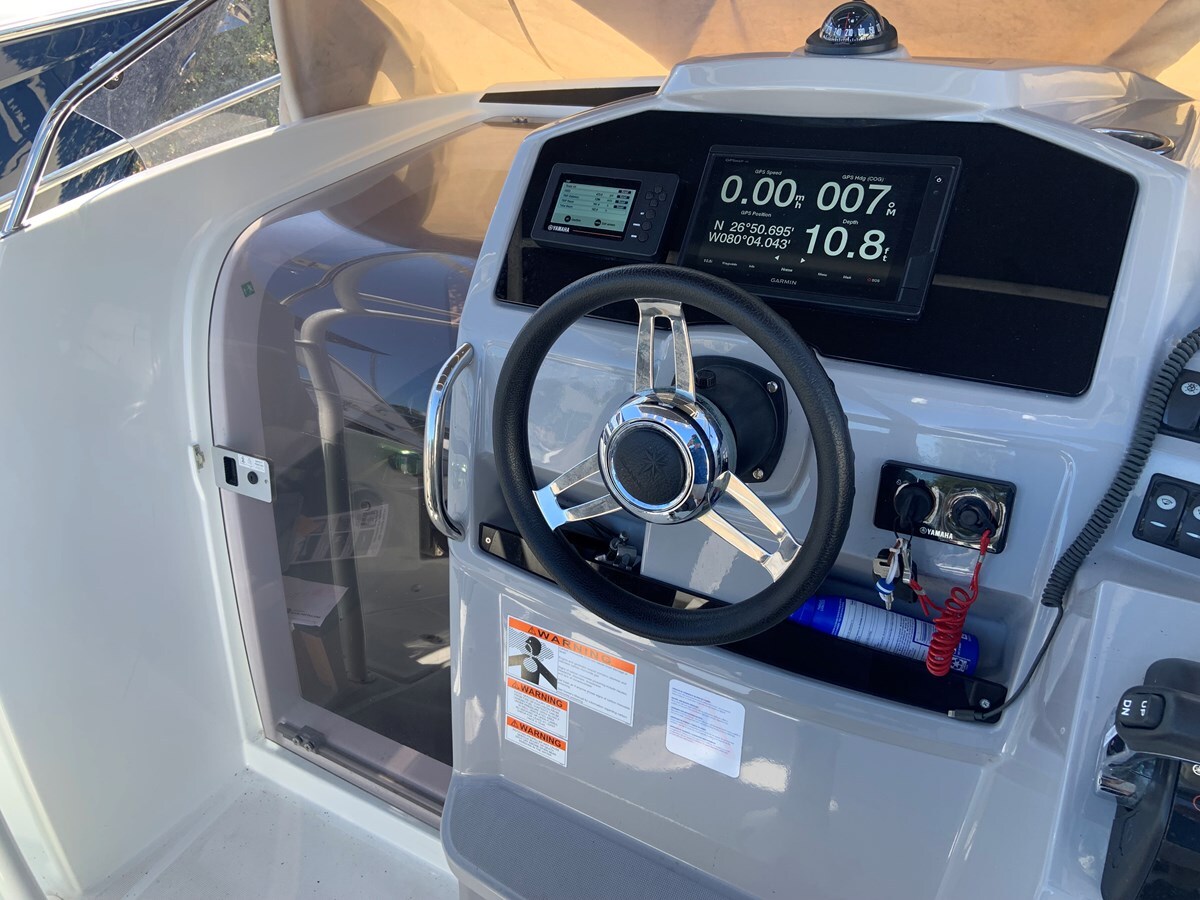 2020-jeanneau-24-2-9c6d69