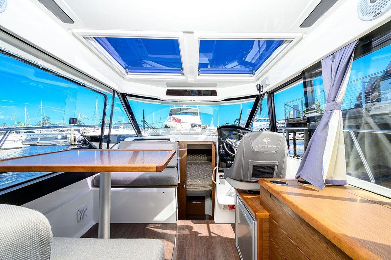 2020-jeanneau-29-4-a9a706