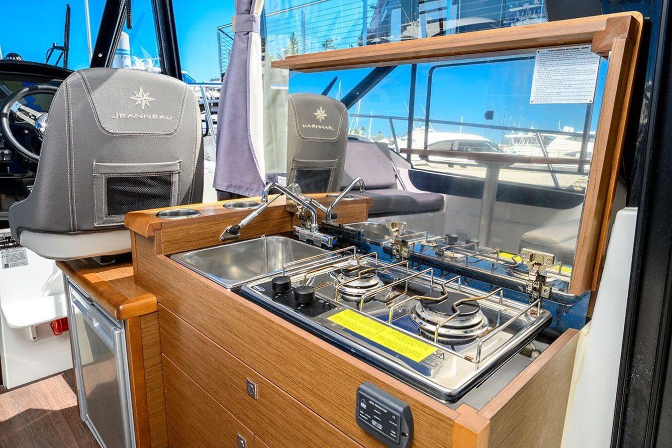 2020-jeanneau-29-4-a9a706