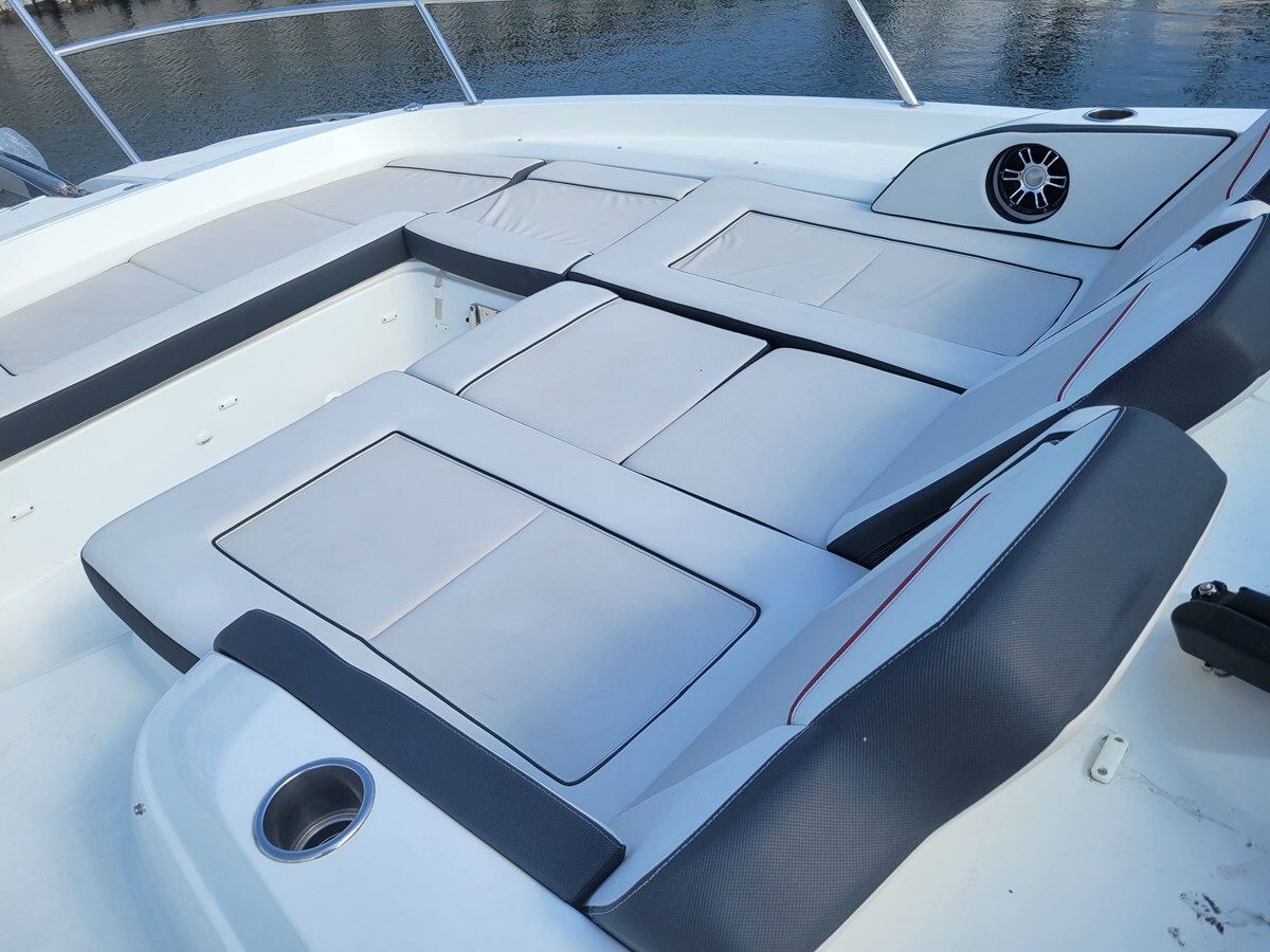 2020-jeanneau-40-3-fd12e1