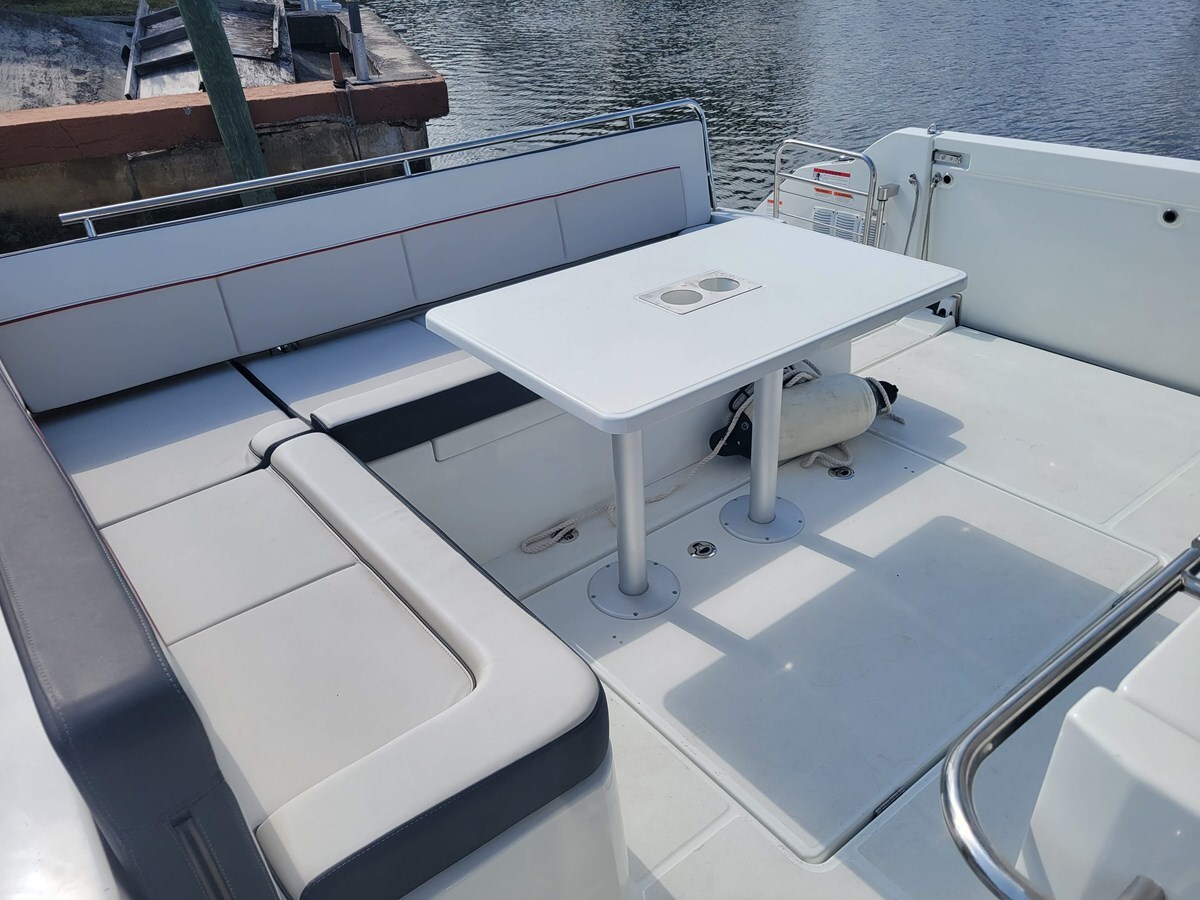 2020-jeanneau-40-3-fd12e1