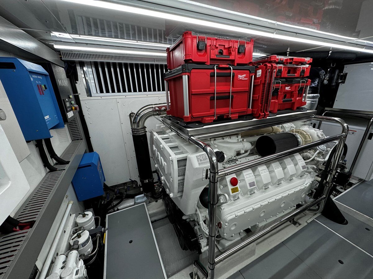 2020-johnson-80-47323a