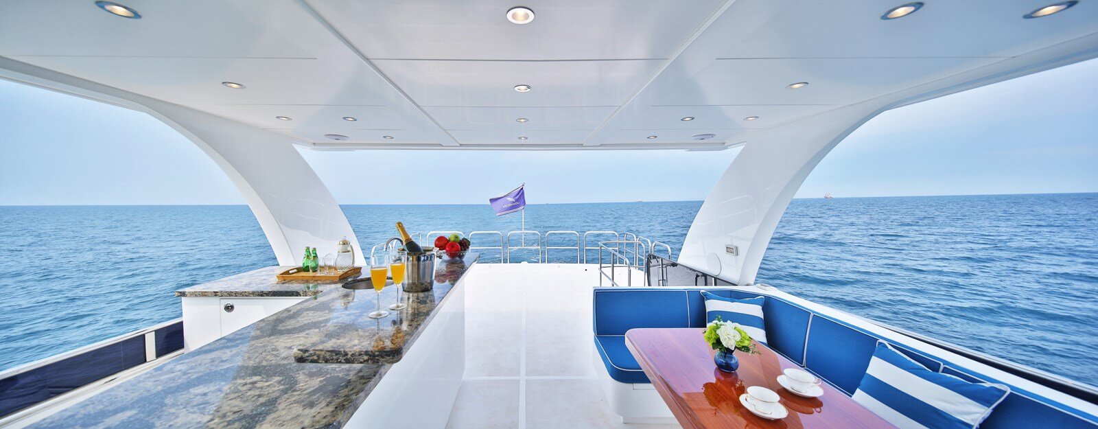 2020-johnson-80-47323a