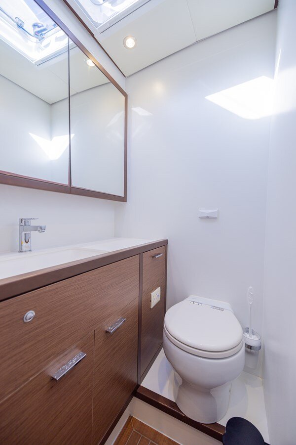 2020-lagoon-63-04fec7