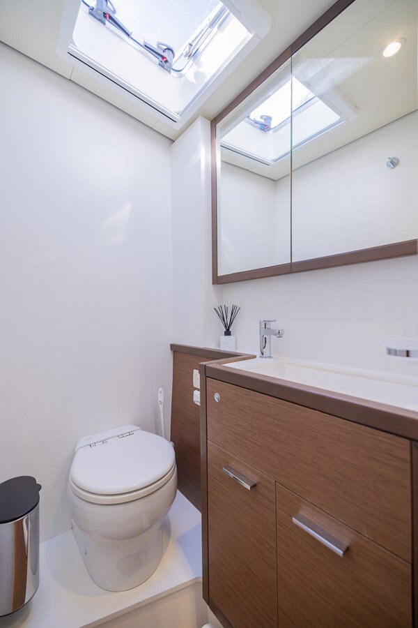 2020-lagoon-63-04fec7