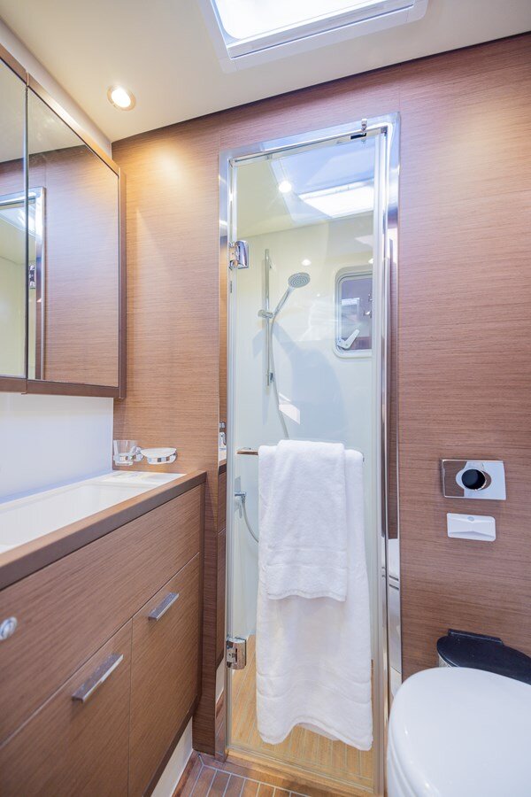 2020-lagoon-63-04fec7