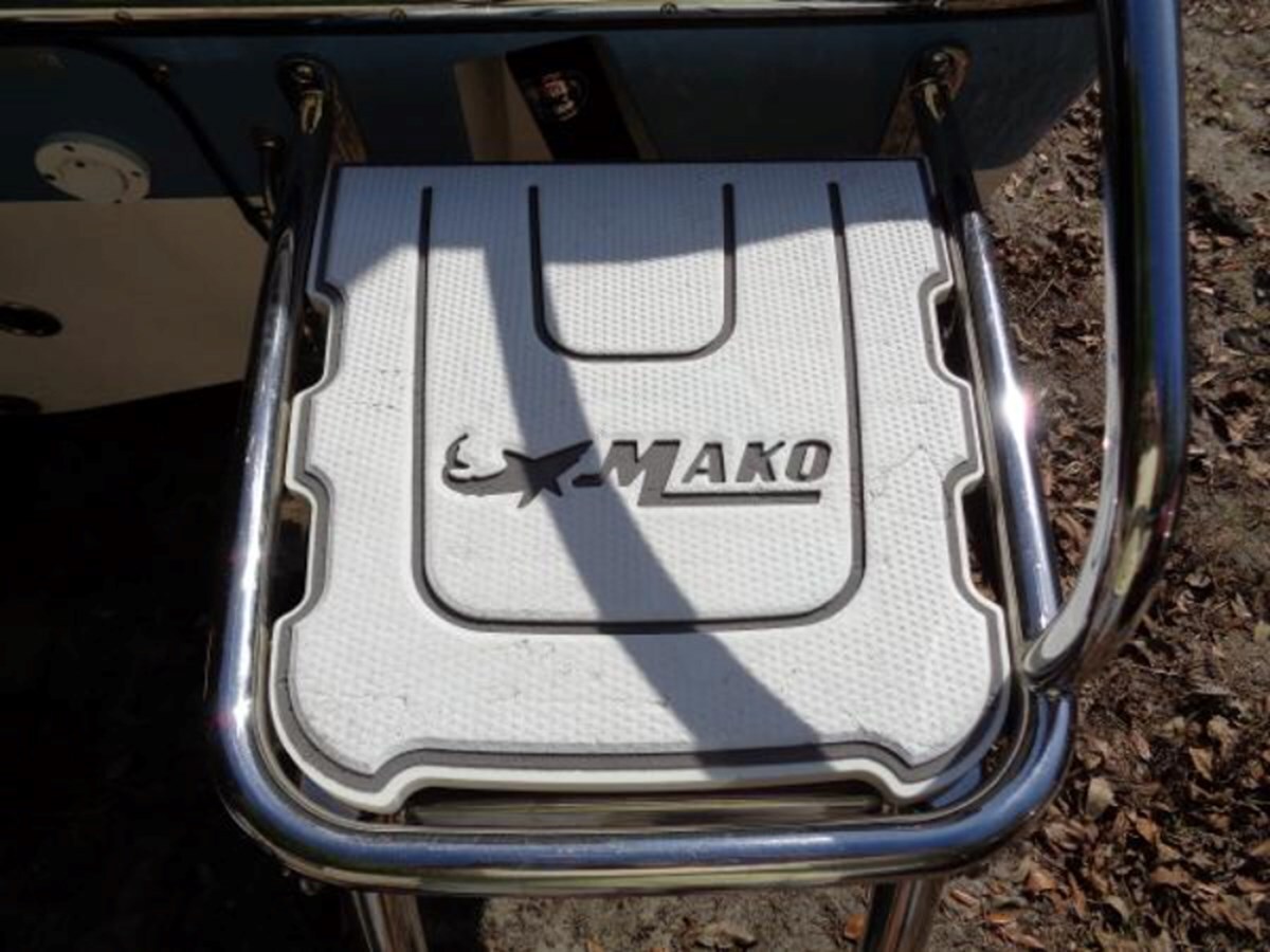 2020-mako-21-4-61e10e