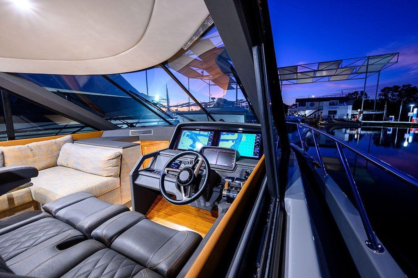 2020-maritimo-52-6-ea9095