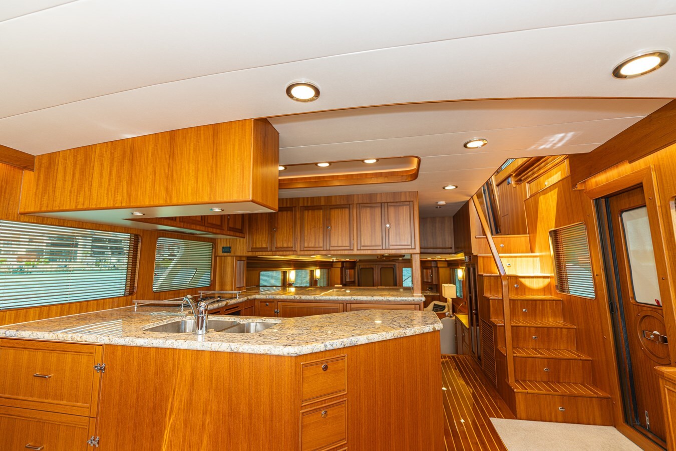 2020-marlow-yachts-81-3-34bf58