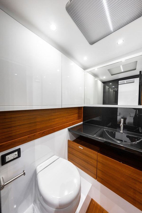 2020-mylius-yachts-77-10-1e89b1