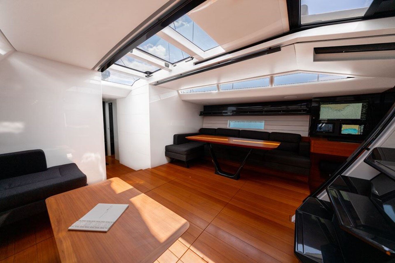 2020-mylius-yachts-77-10-1e89b1