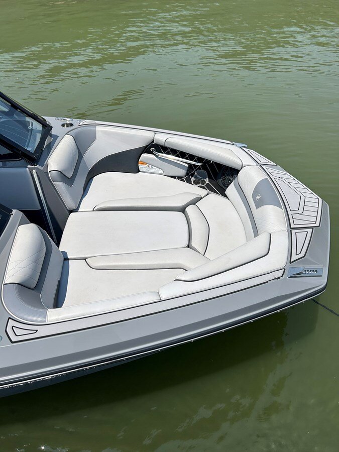 2020-nautique-22-c5e5e8