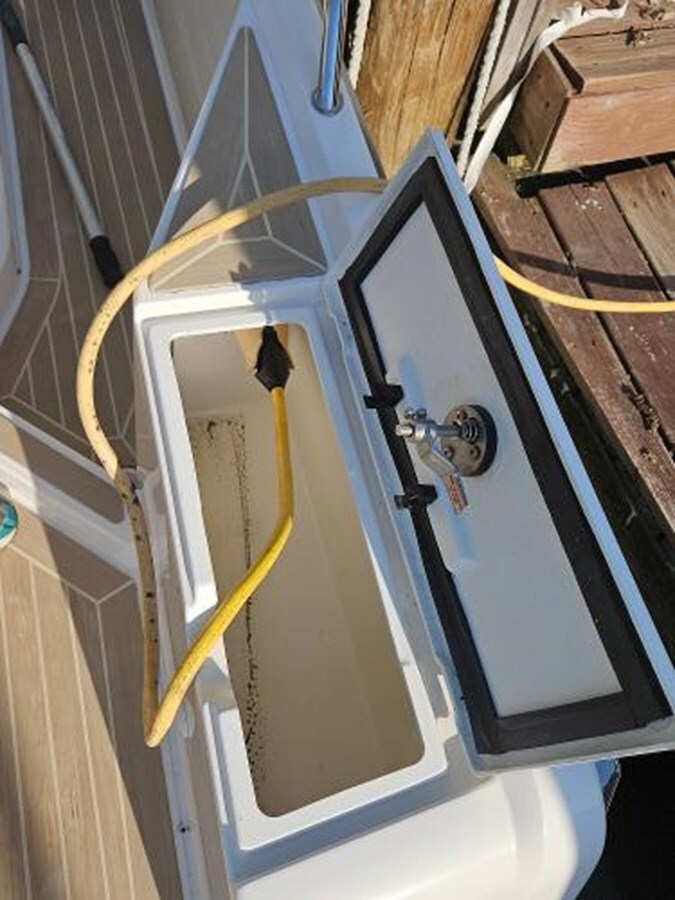 2020-nimbus-38-8-ad63ae