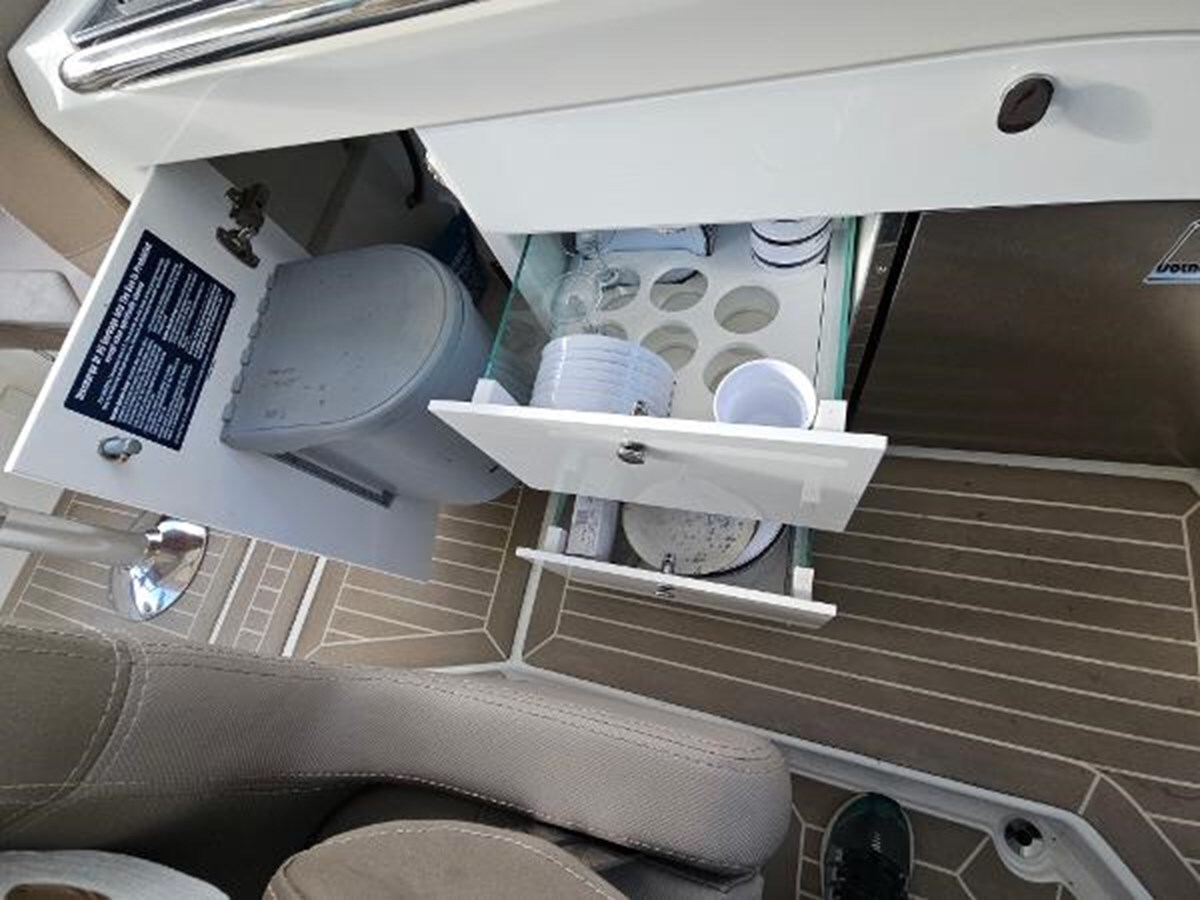 2020-nimbus-38-8-ad63ae