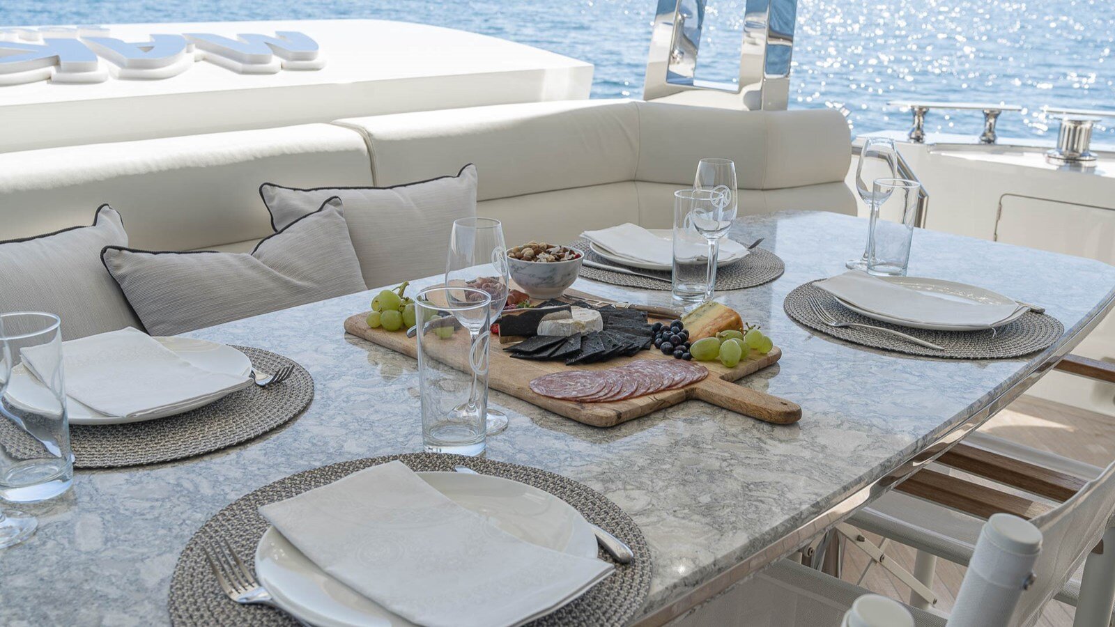 2020-ocean-alexander-85-f36b1f