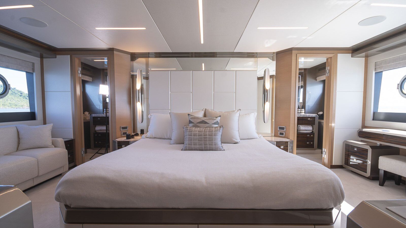 2020-ocean-alexander-85-f36b1f