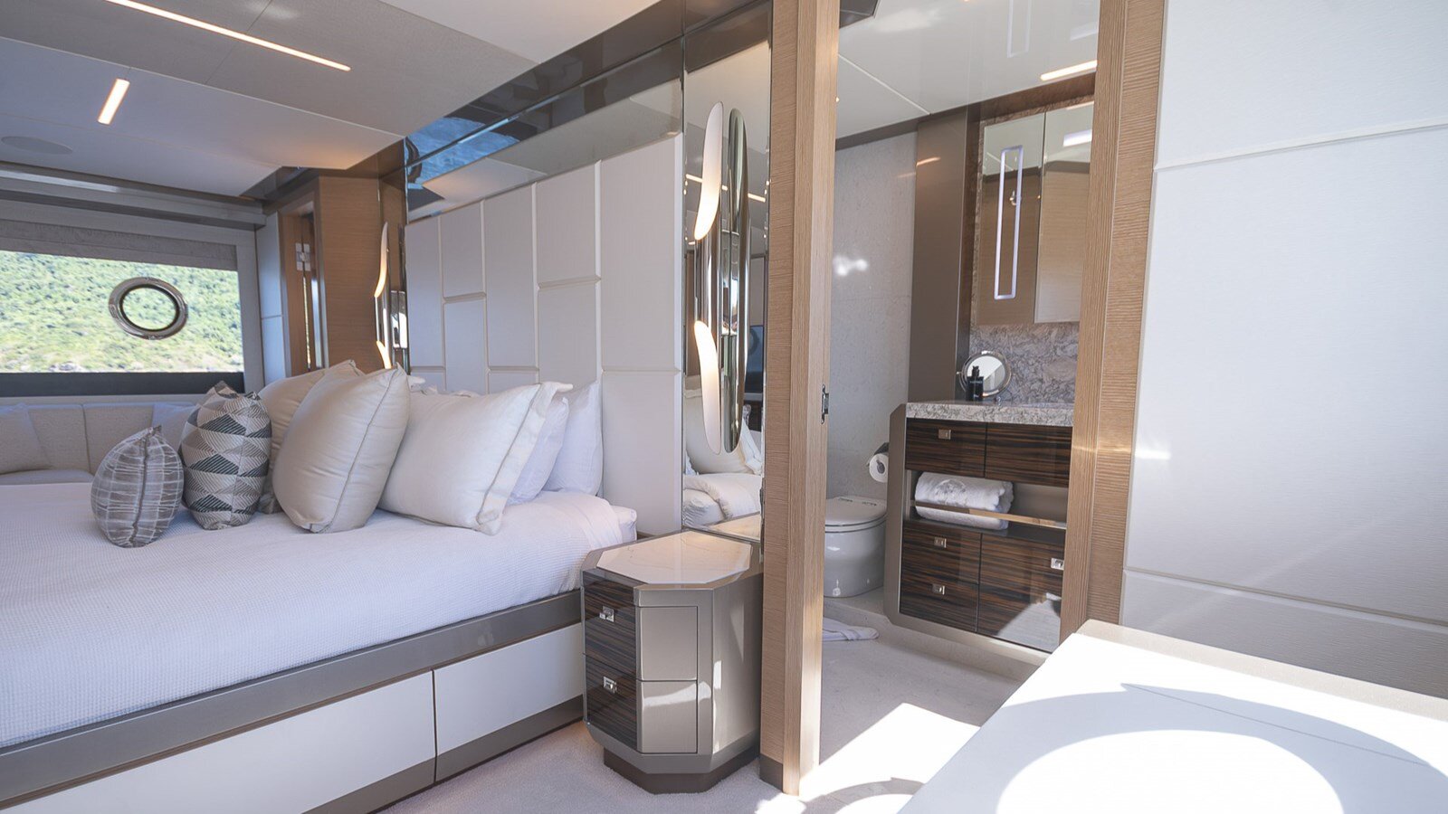 2020-ocean-alexander-85-f36b1f