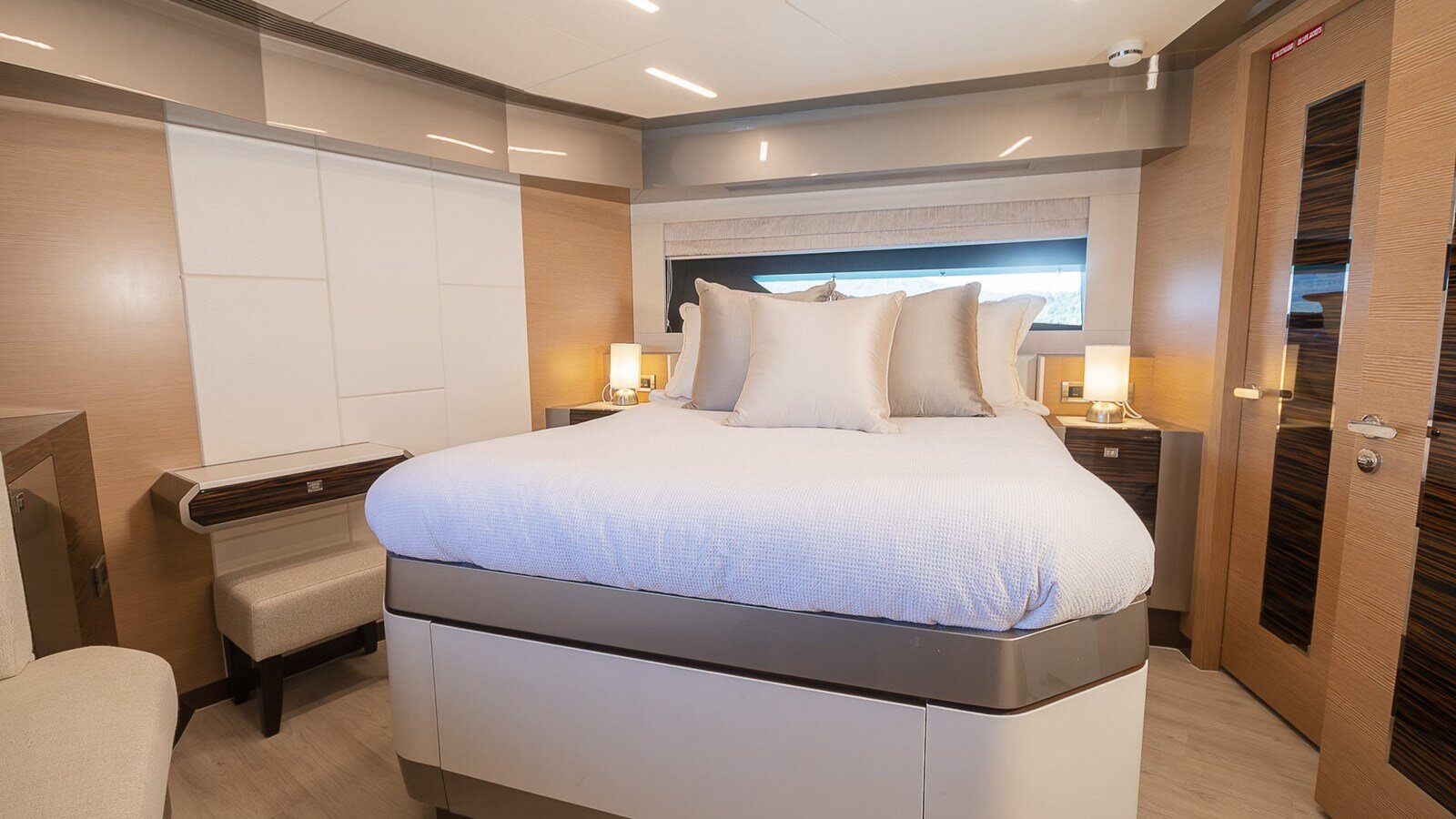 2020-ocean-alexander-85-f36b1f