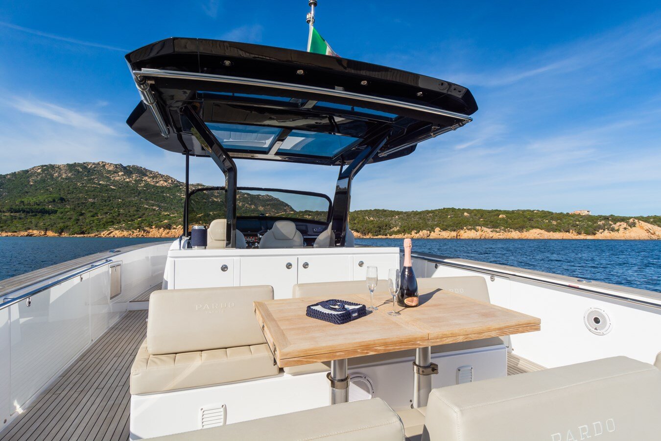 2020-pardo-yachts-46-34a4e7