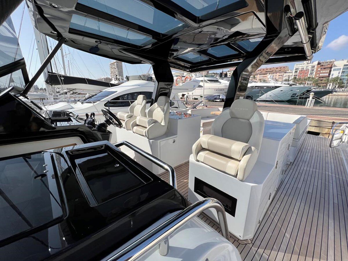 2020-pardo-yachts-53-4-ad66ce