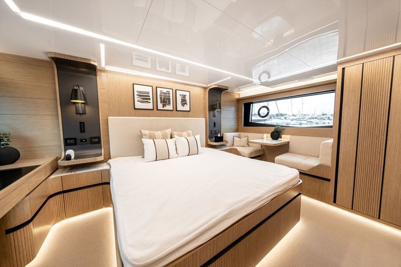 2020-pearl-motor-yachts-61-1e0f5c