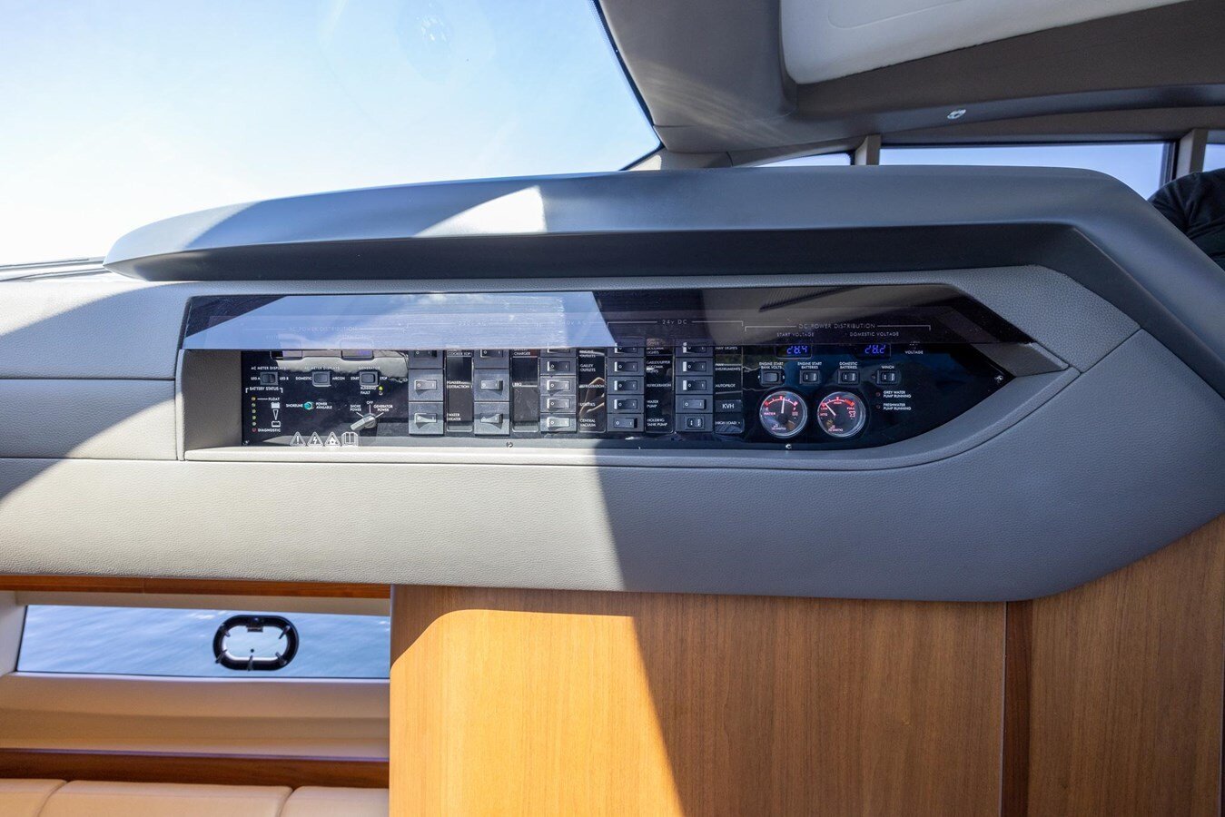 2020-princess-yachts-50-60a4ce