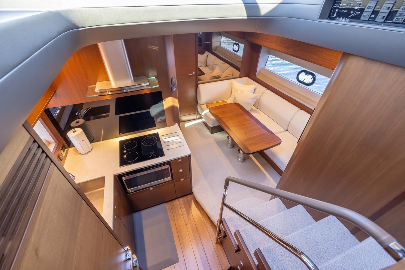 2020-princess-yachts-50-60a4ce