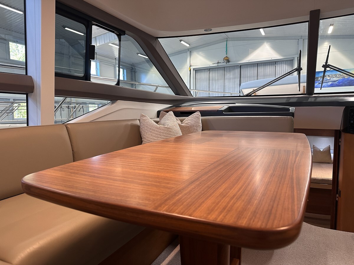 2020-princess-yachts-51-1-d2aa14