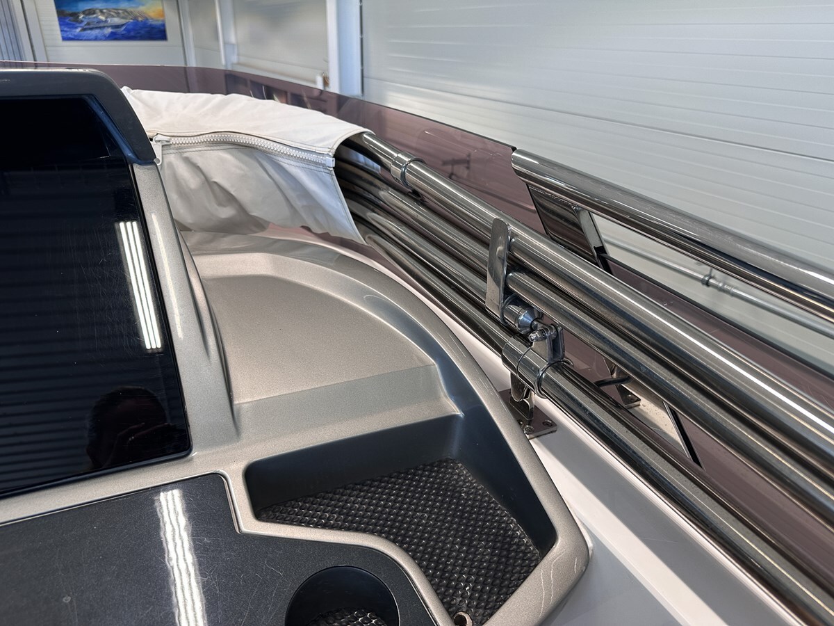 2020-princess-yachts-51-1-d2aa14