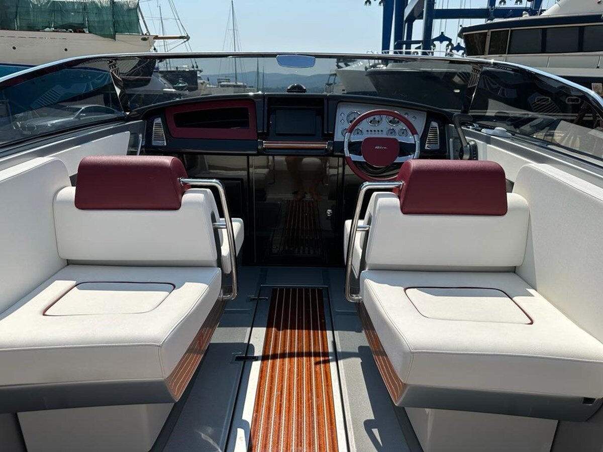 2020-riva-27-1-c590f7